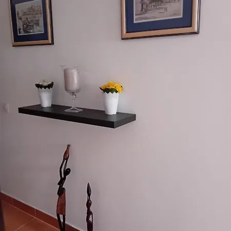 Mar *